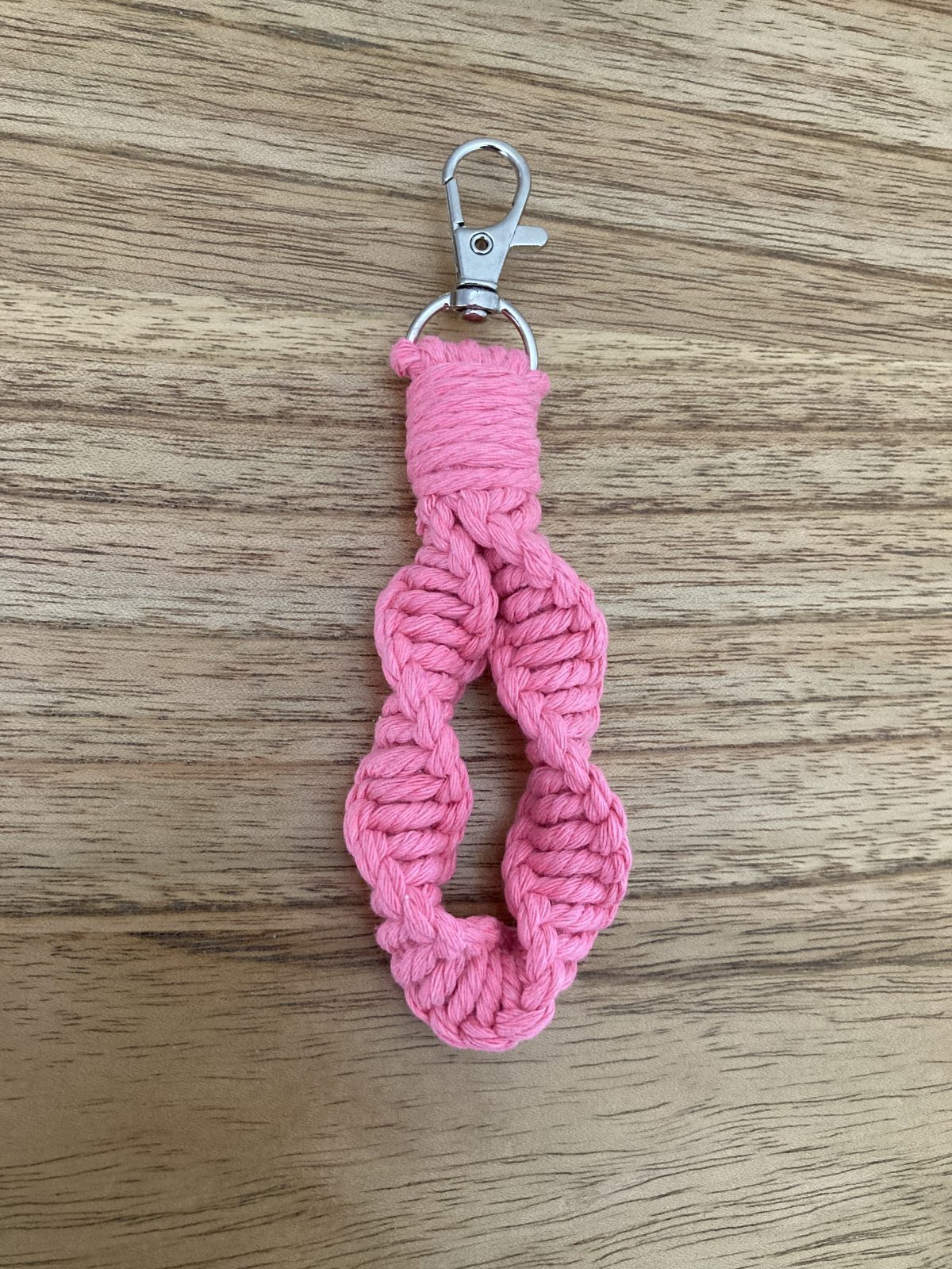Macrame Spiral Mini Wristlet, photo 3