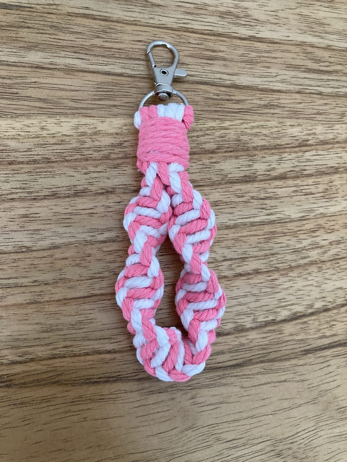 Macrame Spiral Mini Wristlet, photo 2